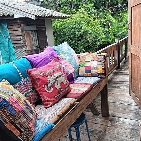 Huen Chiang Man Hostel (Adults Only) Chiang Mai Eksteriør bilde