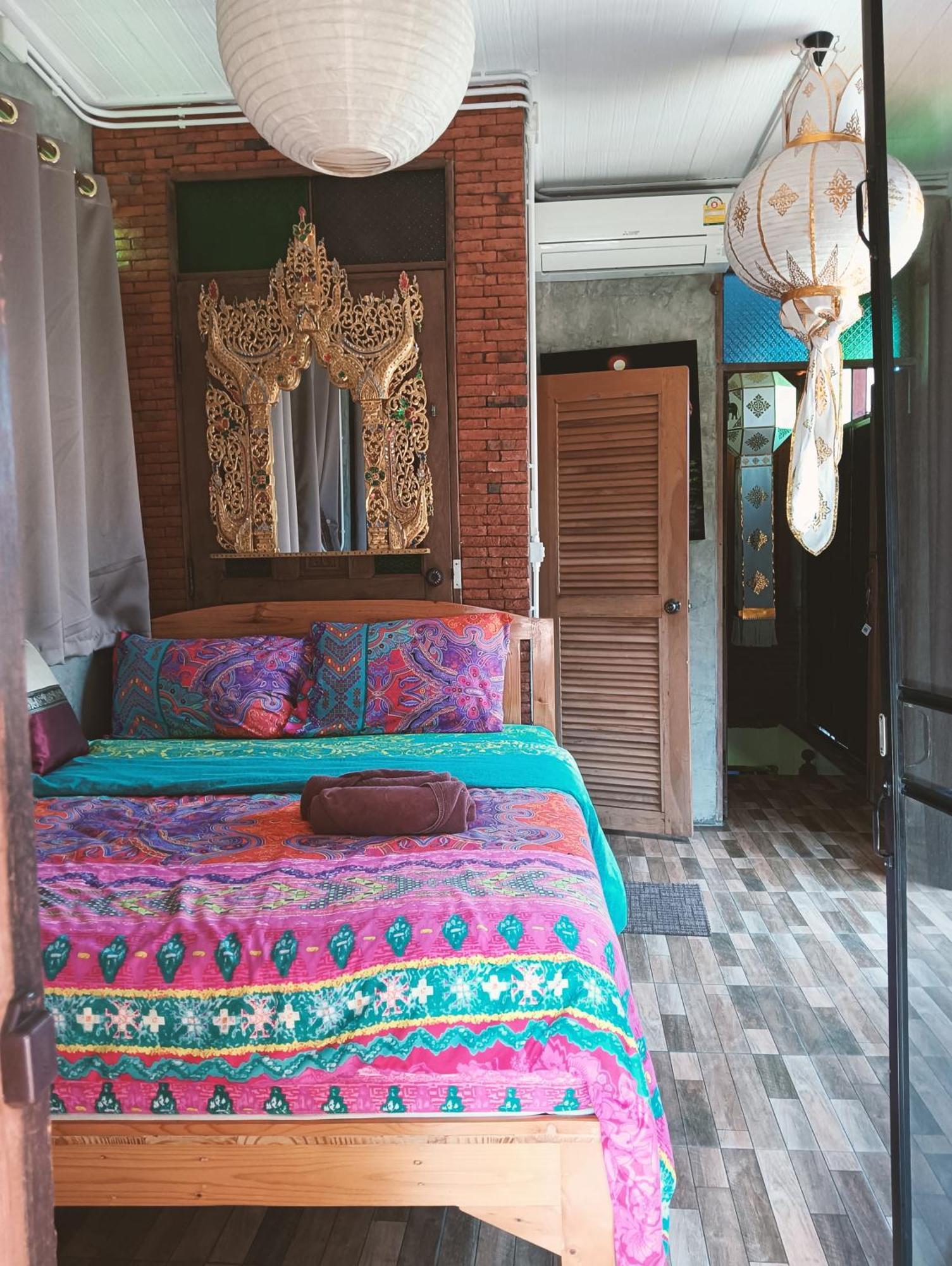 Huen Chiang Man Hostel (Adults Only) Chiang Mai Eksteriør bilde