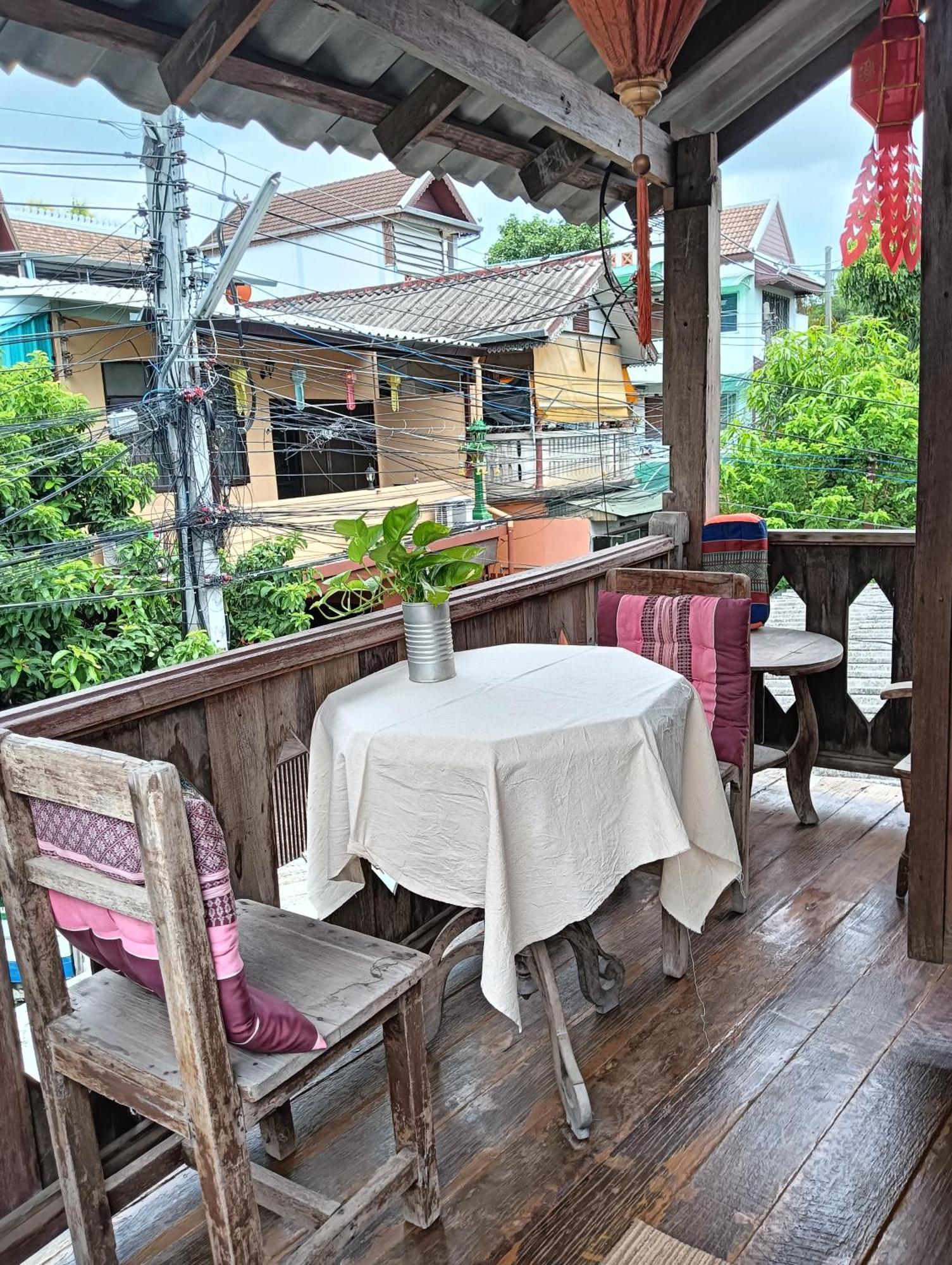 Huen Chiang Man Hostel (Adults Only) Chiang Mai Eksteriør bilde