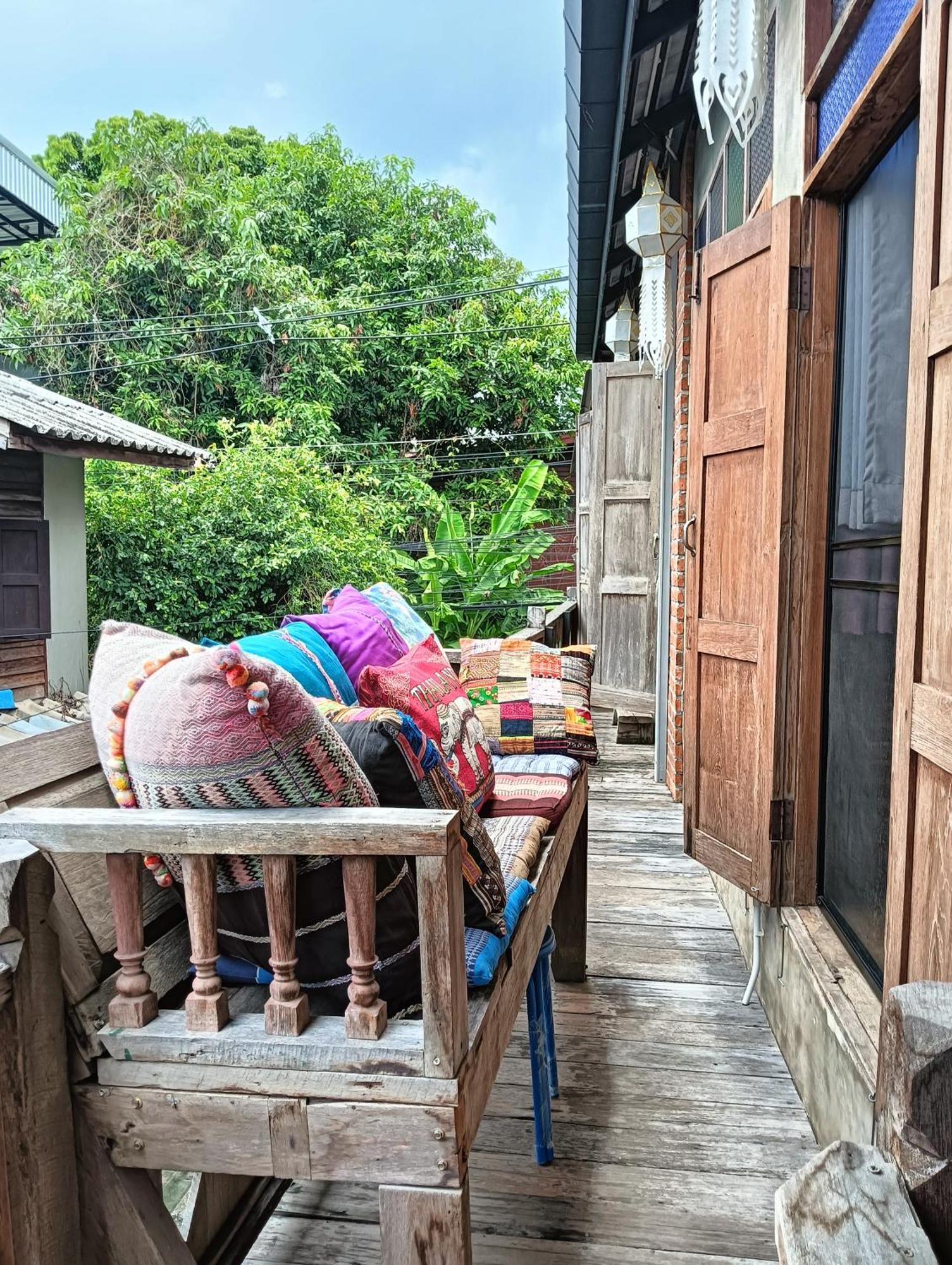 Huen Chiang Man Hostel (Adults Only) Chiang Mai Eksteriør bilde