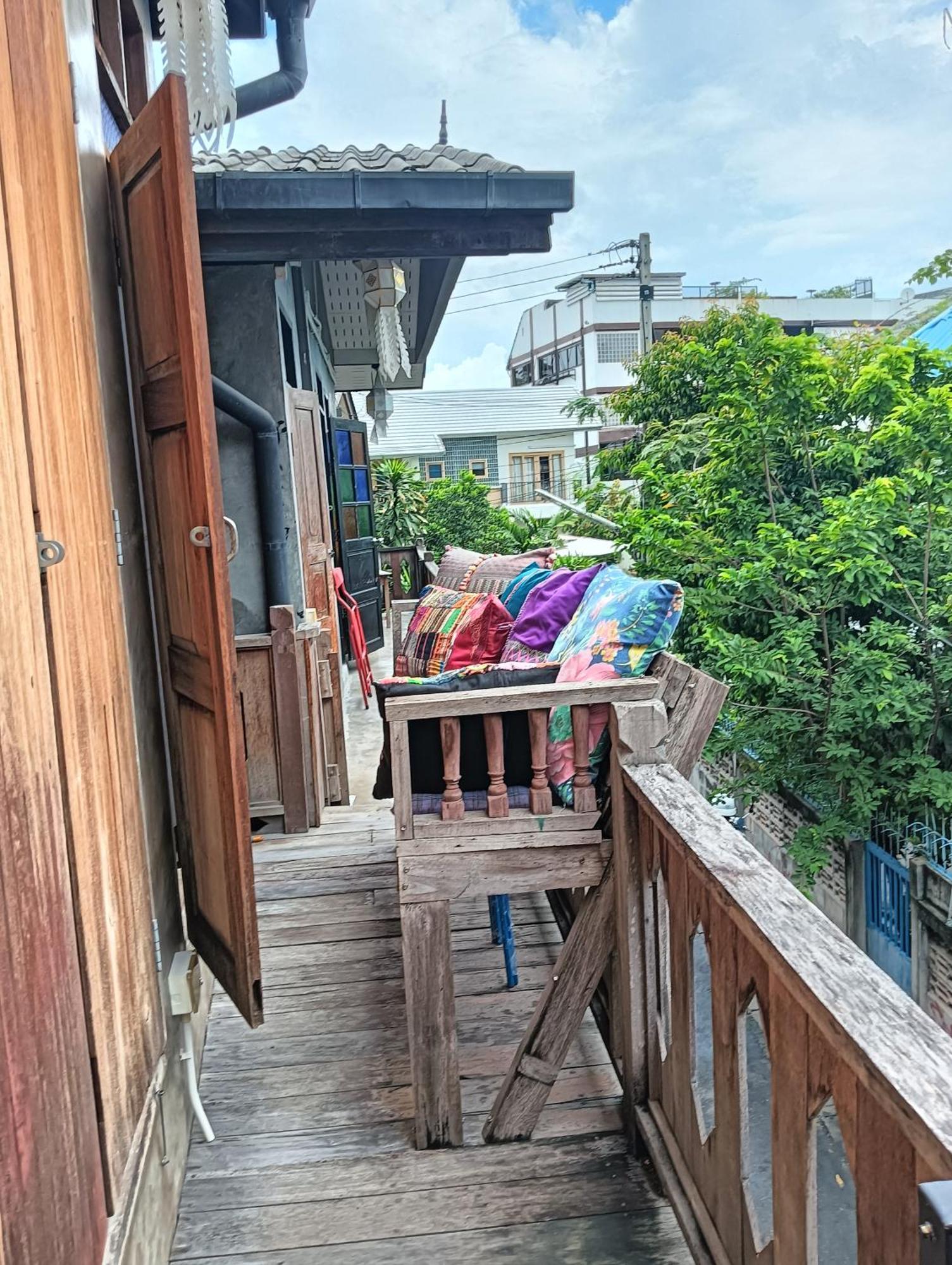 Huen Chiang Man Hostel (Adults Only) Chiang Mai Eksteriør bilde
