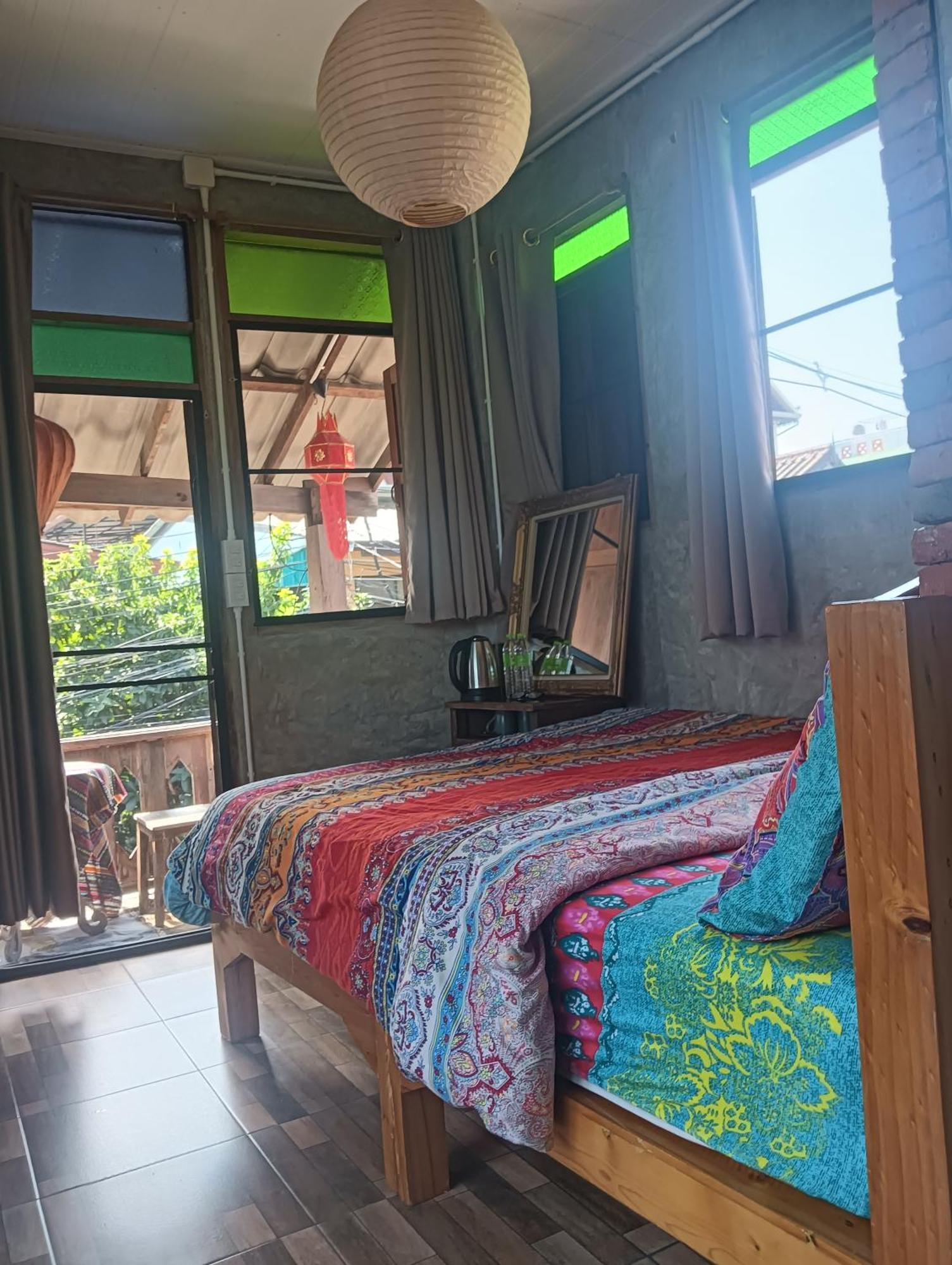 Huen Chiang Man Hostel (Adults Only) Chiang Mai Eksteriør bilde