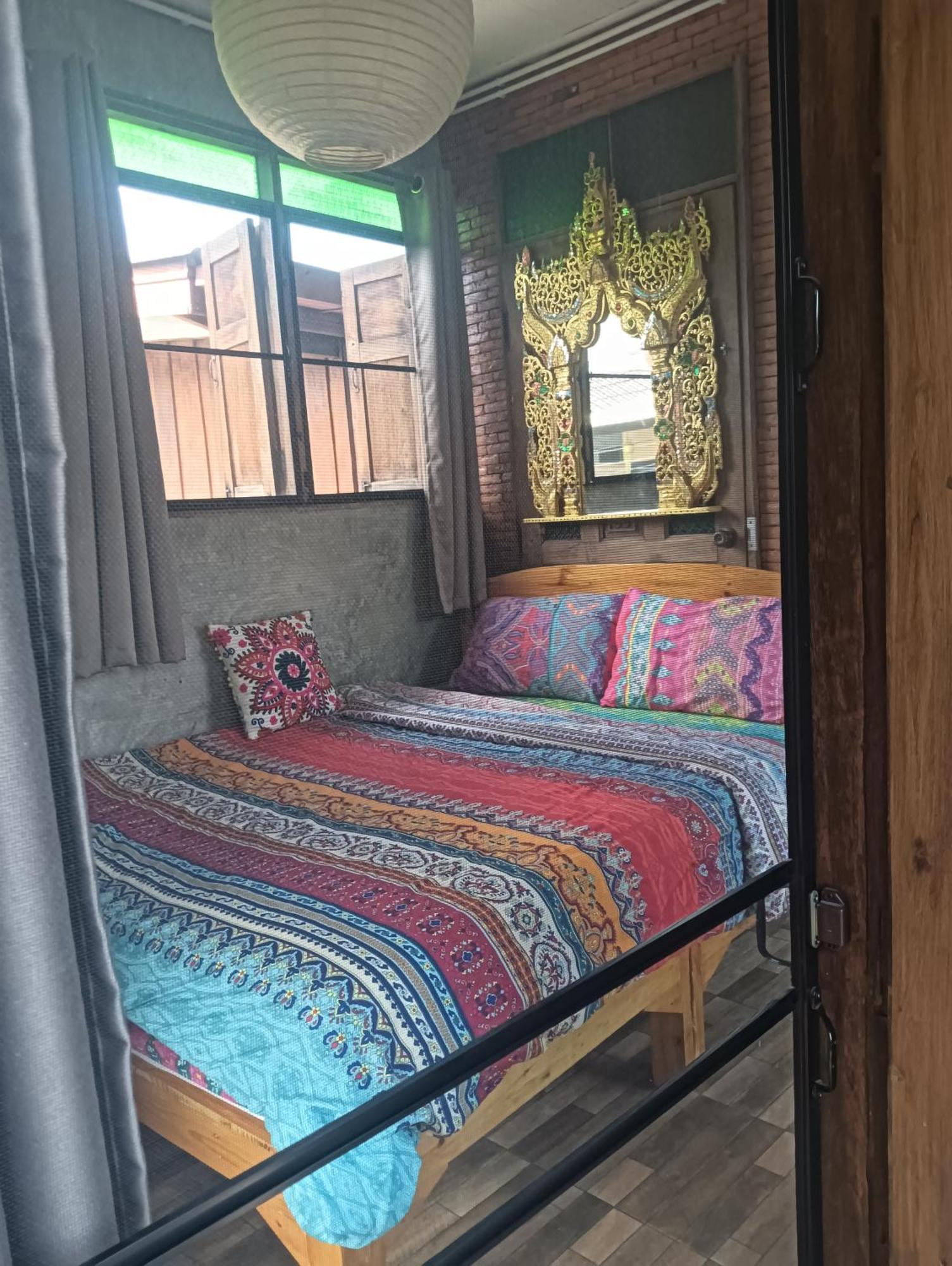 Huen Chiang Man Hostel (Adults Only) Chiang Mai Eksteriør bilde